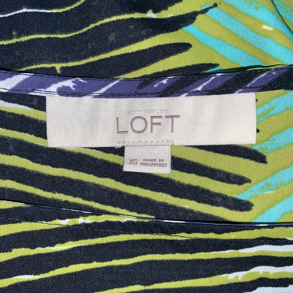 LOFT Sleeveless Black, Purple, Green, White, Teal Blouse, XS - Picture 4 of 6
